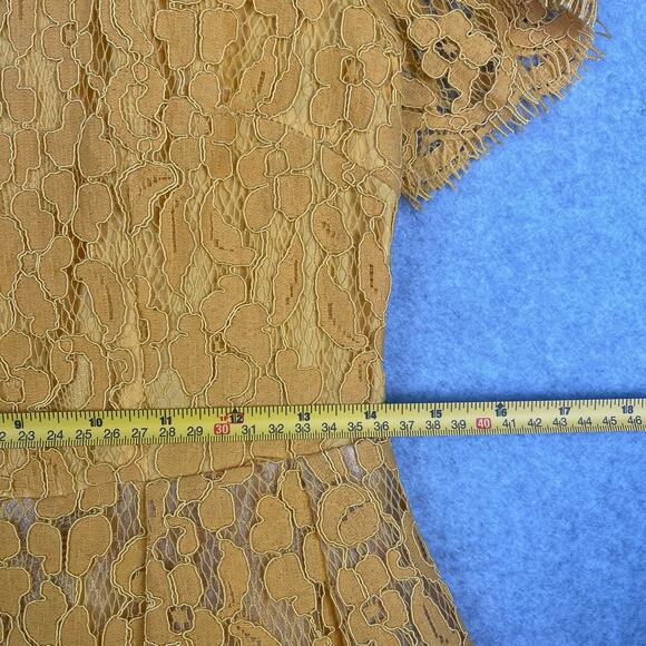 L4004 Unbranded Short Sleeve Flare Lace dress Size Large - Picture 8 of 9